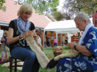 PLetení šály pro Archu Borovany