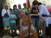 Předení na kolovrátku